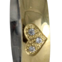 Aliança para noivado ou casamento de moeda - 6 mm - redonda - com coraçãol e pedras